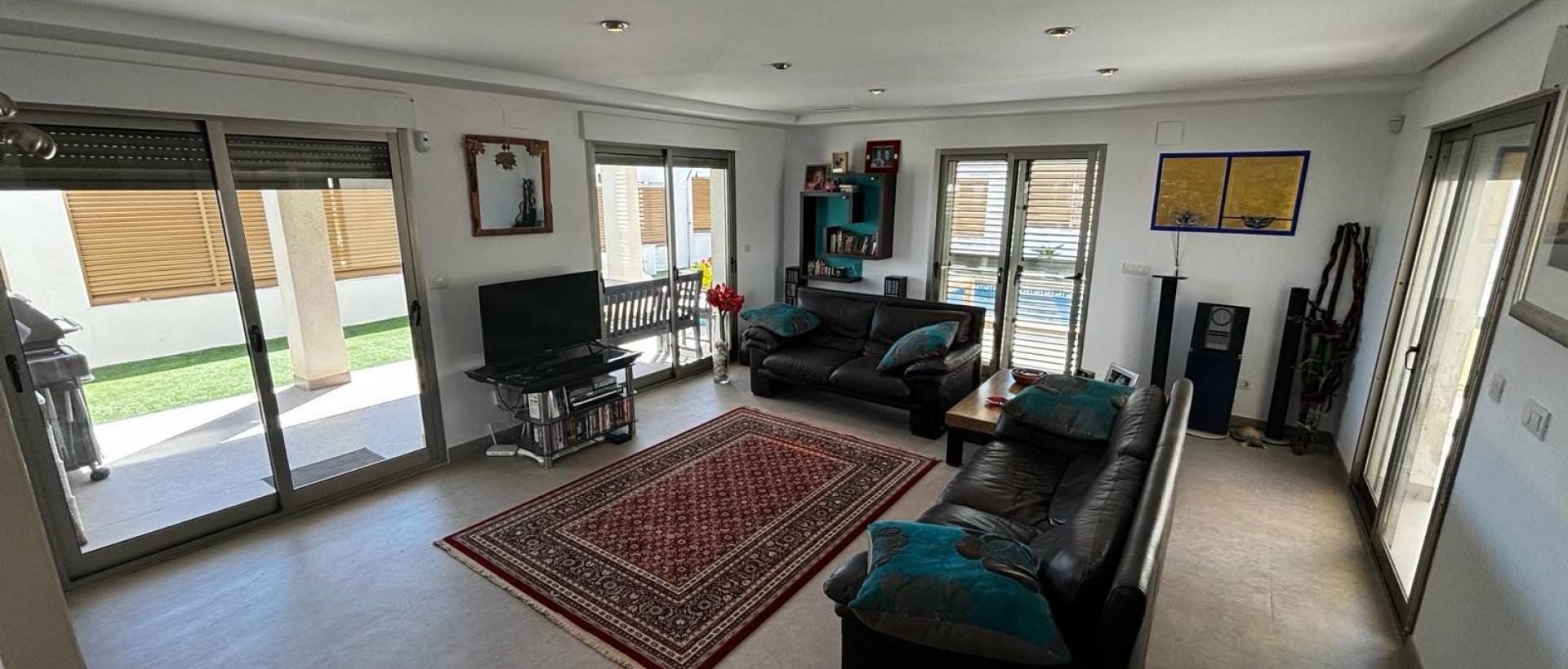 Resale - Detached Villa - Cox