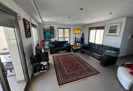 Resale - Detached Villa - Cox