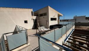 Resale - Detached Villa - Cox