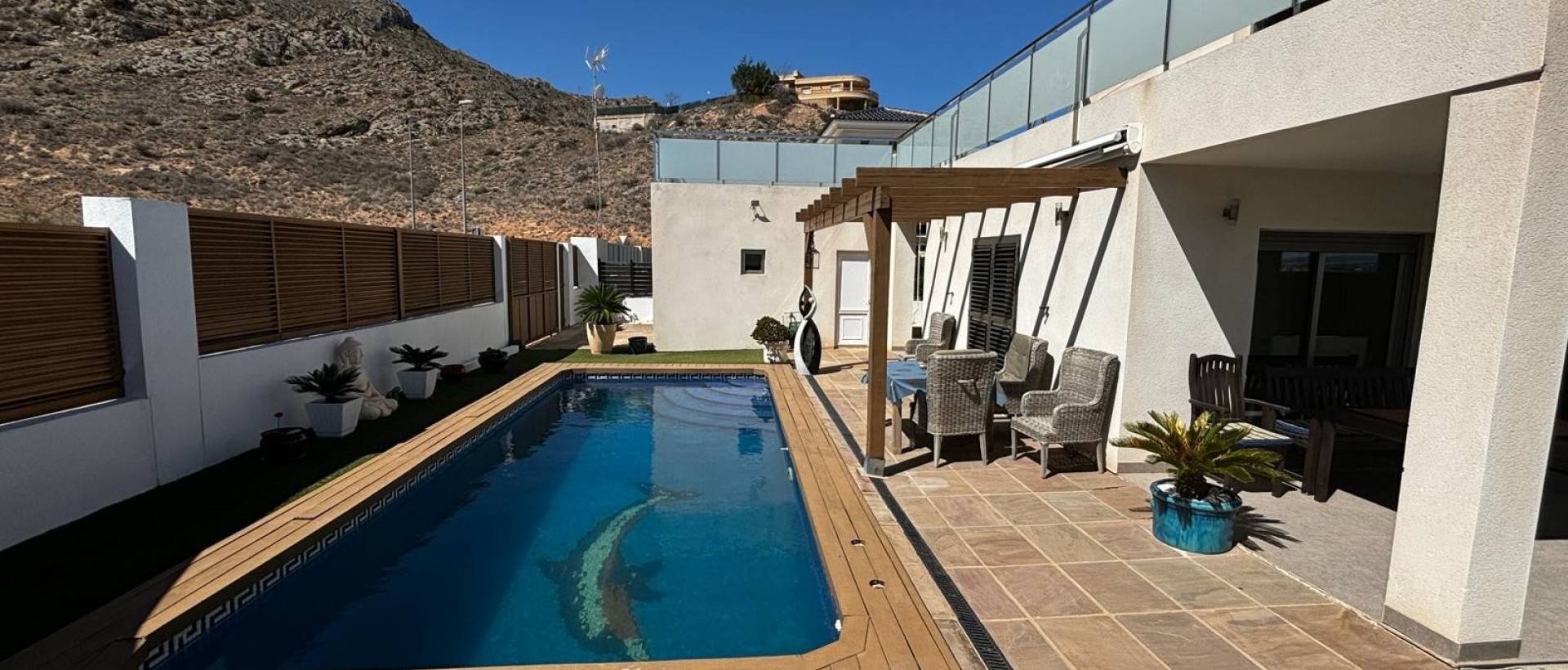 Resale - Detached Villa - Cox