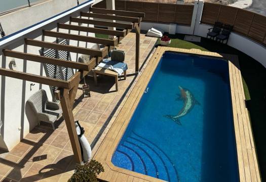 Resale - Detached Villa - Cox