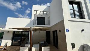 Resale - Villa - Ciudad Quesada