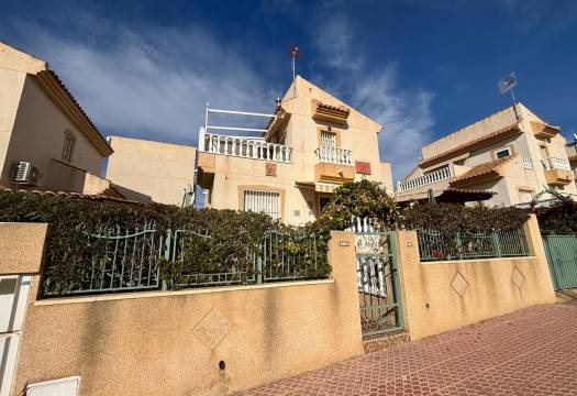 Reventa - Detached House / Villa - Ciudad Quesada