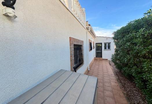 Resale - Detached House / Villa - Ciudad Quesada - CENTRO