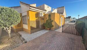 Resale - Detached House / Villa - Los Montesinos - Urbanizacion montesol