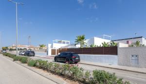 Resale - House - Detached Villa - Los Montesinos