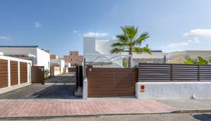 Resale - House - Detached Villa - Los Montesinos