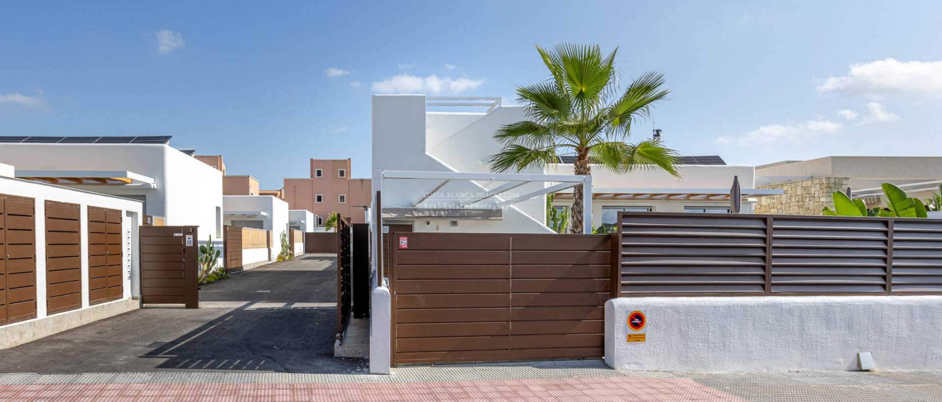 Resale - House - Detached Villa - Los Montesinos