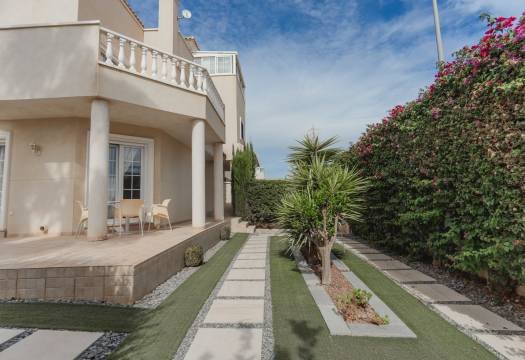 Resale - Semi-detached house - Guardamar del Segura - El Raso