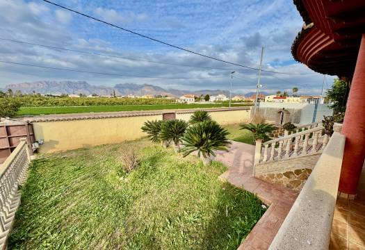 Resale - Villa - Orihuela