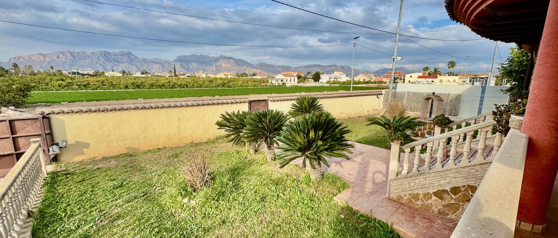 Resale - Villa - Orihuela