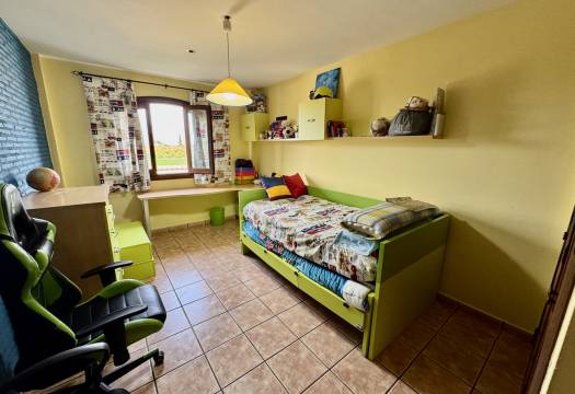 Resale - Villa - Orihuela