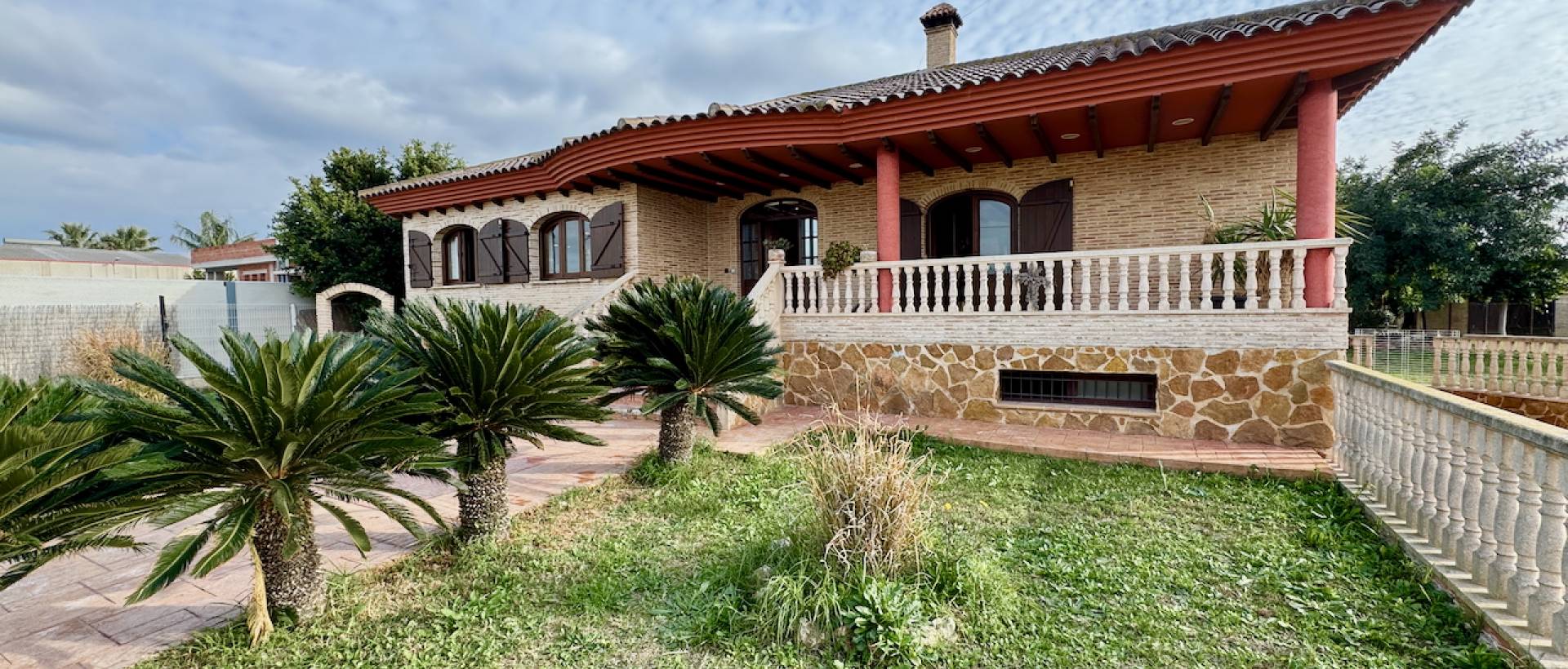 Resale - Villa - Orihuela