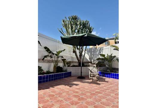 Resale - Villa - Guardamar del Segura