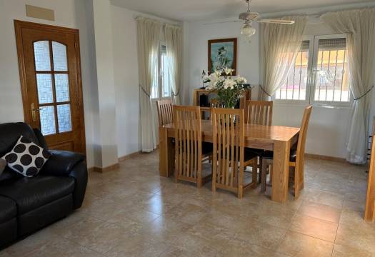 Reventa - Chalet / Villa - Daya Nueva