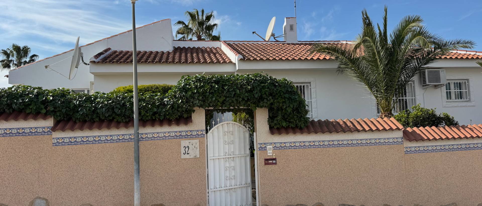 Resale - Villa - Benimar