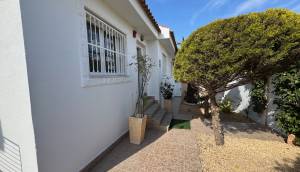 Resale - Villa - Benimar