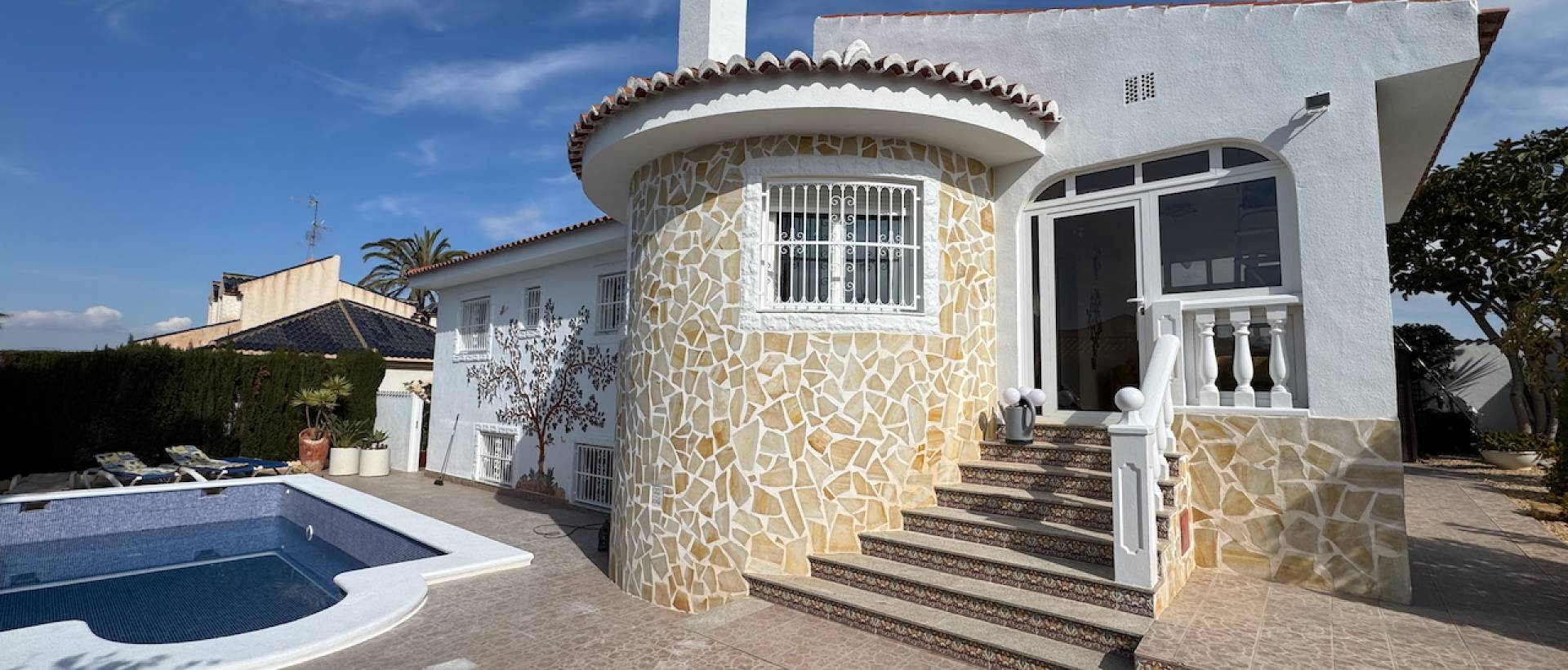 Resale - Villa - Benimar