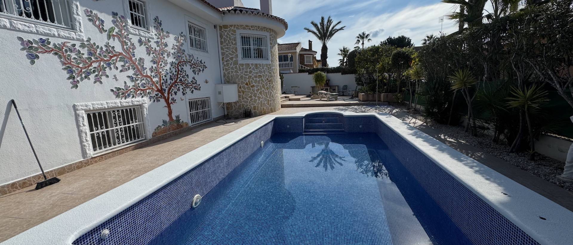 Resale - Villa - Benimar