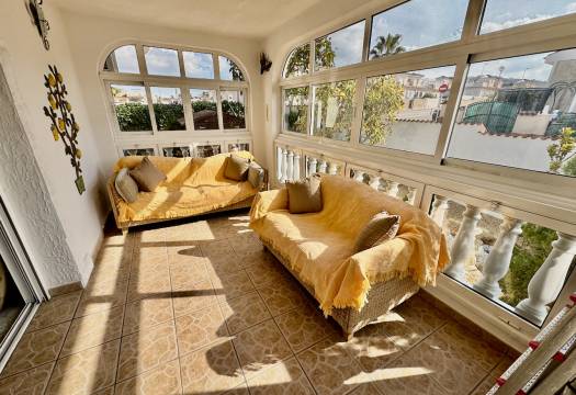 Resale - Villa - Benimar