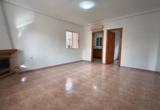 Resale - Villa - Algorfa - Montemar