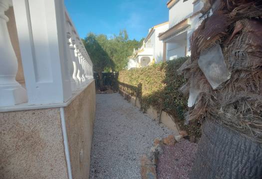 Resale - Villa - Algorfa - Montemar