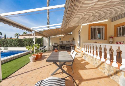 Resale - Finca / Country Property - Orihuela - San Bartolome