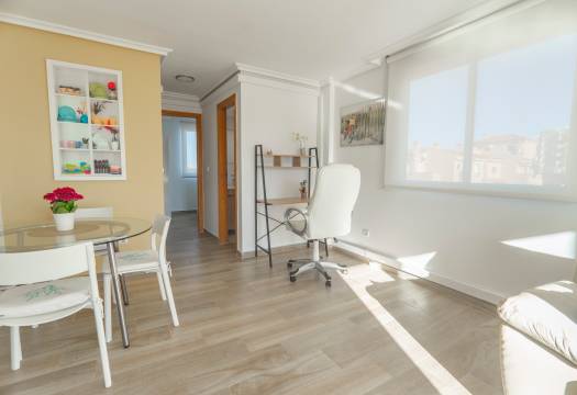 Resale - Apartment - Torrevieja