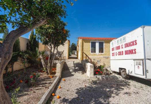 Reventa - Finca / Casa de Campo - Los Montesinos