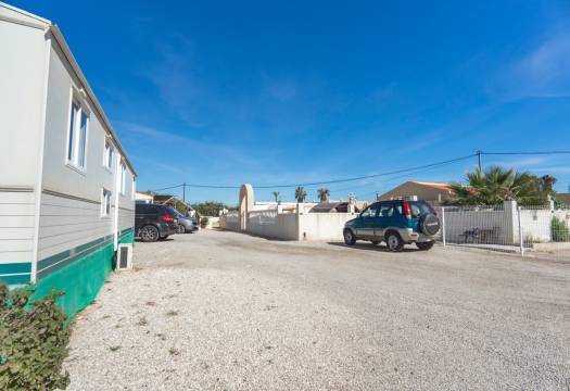 Reventa - Finca / Casa de Campo - Los Montesinos