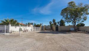 Reventa - Finca / Casa de Campo - Los Montesinos