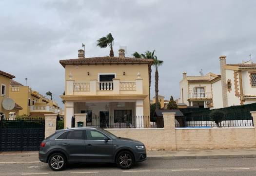 Resale - Detached Villa - Guardamar del Segura - El Raso