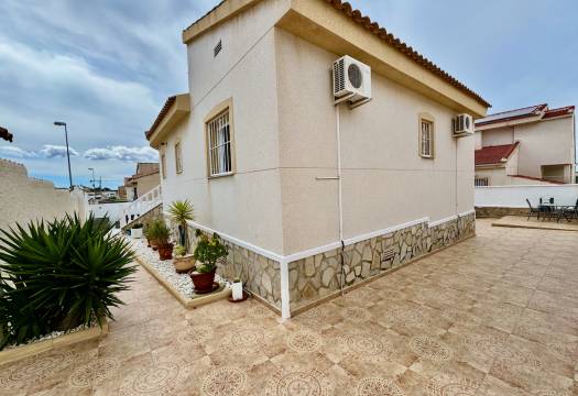 Reventa - Villa / Chalet - Ciudad Quesada