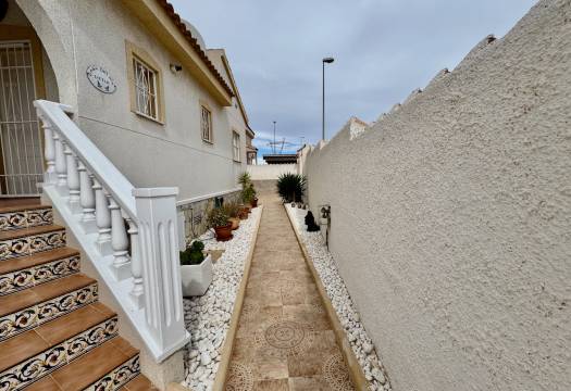 Reventa - Villa / Chalet - Ciudad Quesada