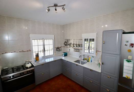 Resale - Finca / Country Property - Catral
