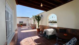Resale - Finca / Country Property - Catral