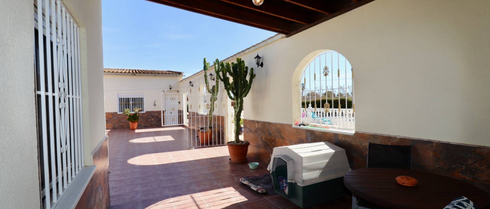 Resale - Finca / Country Property - Catral