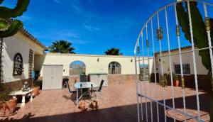 Resale - Finca / Country Property - Catral