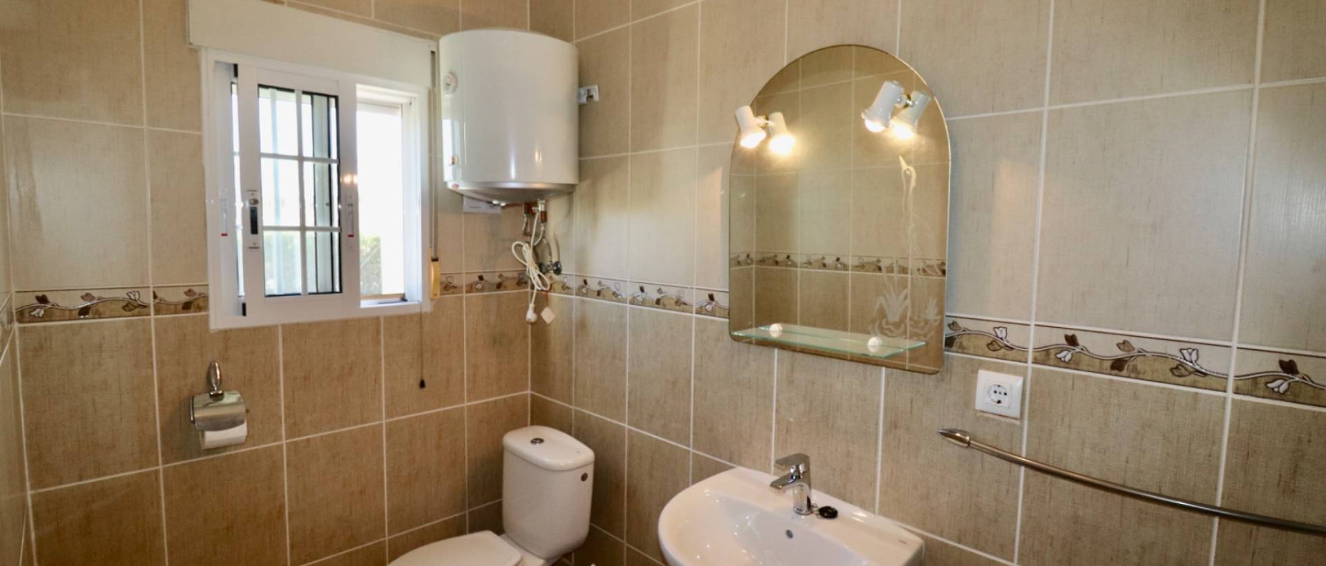 Resale - Finca / Country Property - Catral