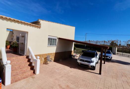 Resale - Finca / Country Property - Catral