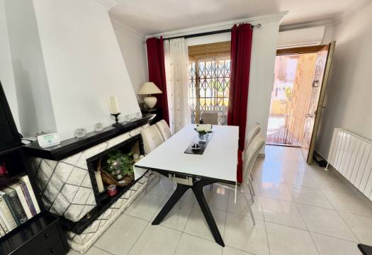 Resale - Semi Detached - Benijofar