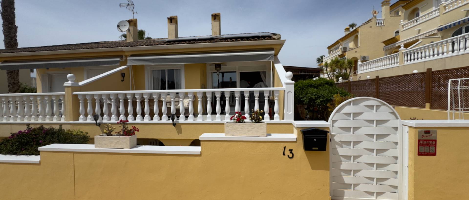 Resale - Villa - Benijofar