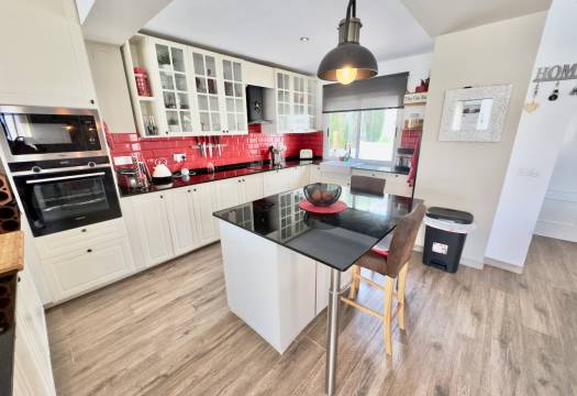 Resale - Villa - Benijofar