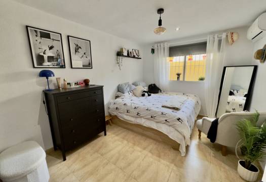 Resale - Villa - Benijofar