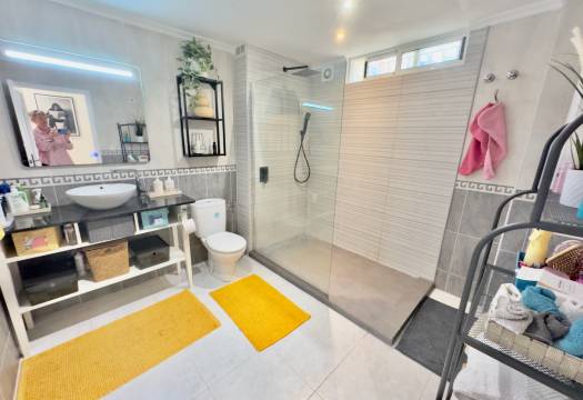 Resale - Villa - Benijofar