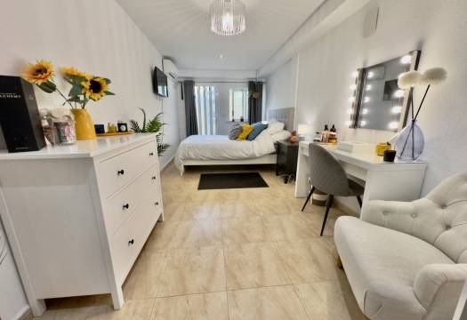 Resale - Villa - Benijofar