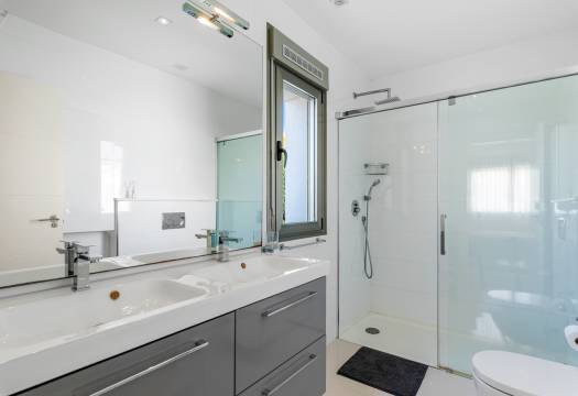 Resale - Villa - Ciudad Quesada