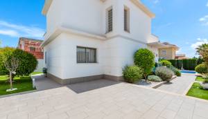 Resale - Villa - Ciudad Quesada
