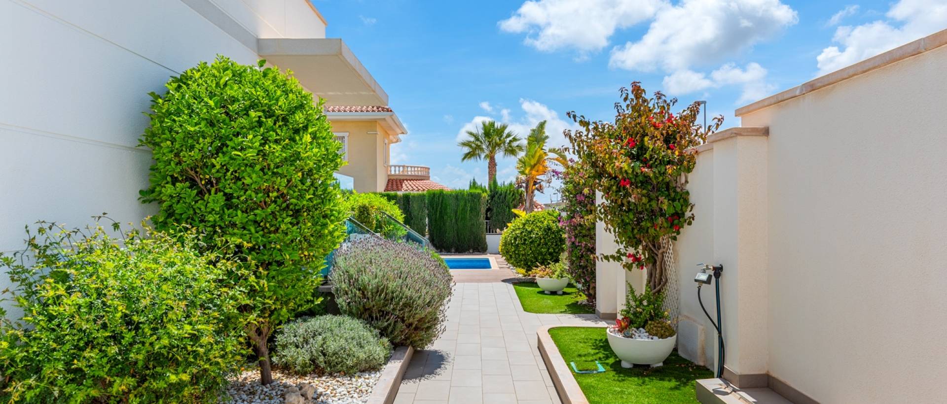 Resale - Villa - Ciudad Quesada