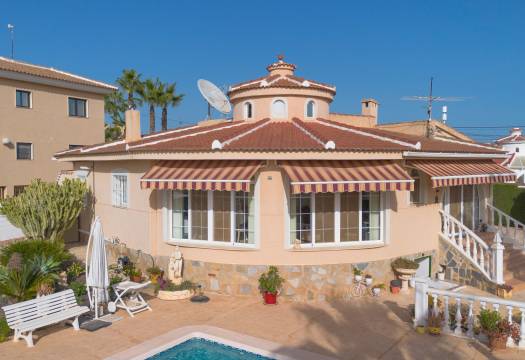 Resale - Villa - Ciudad Quesada
